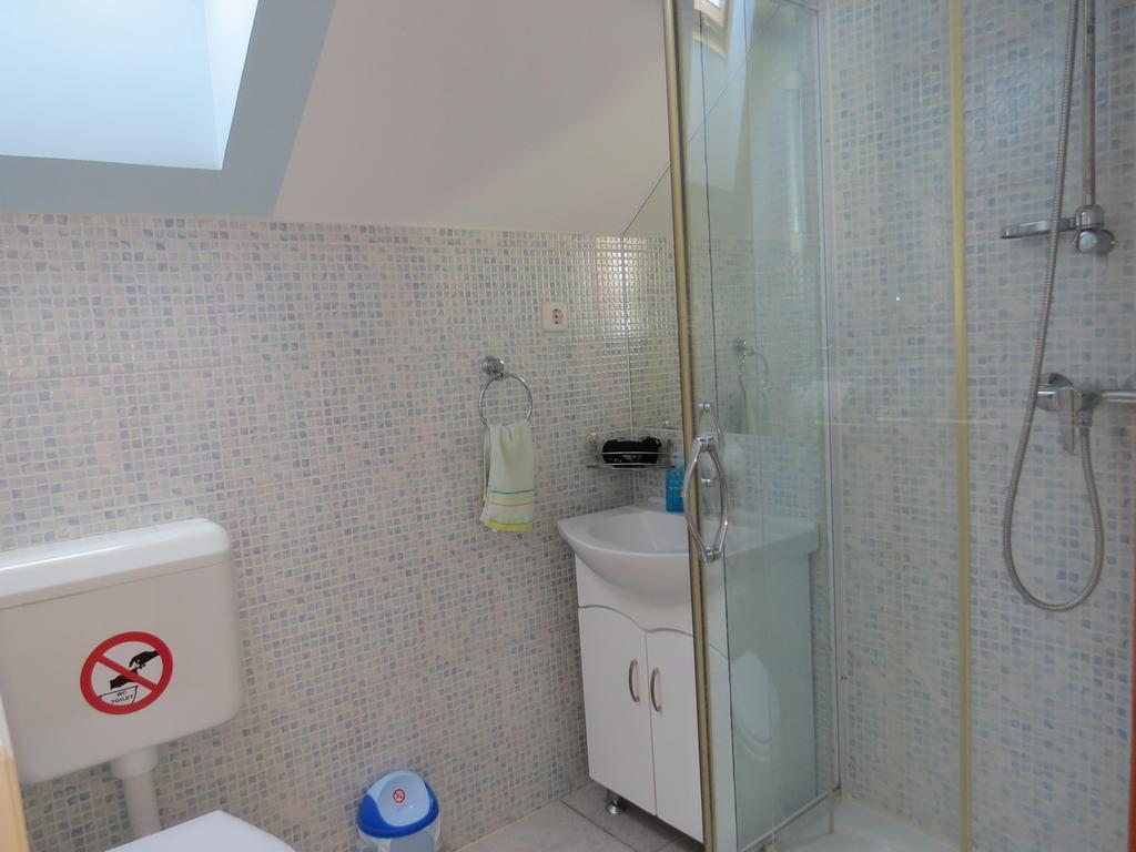 Aranyhal Apartman Sarvar Room photo