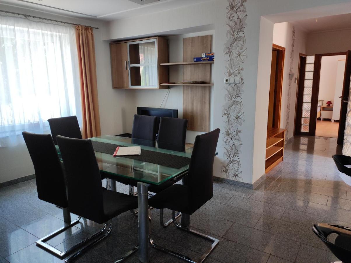 Aranyhal Apartman Sarvar Exterior photo