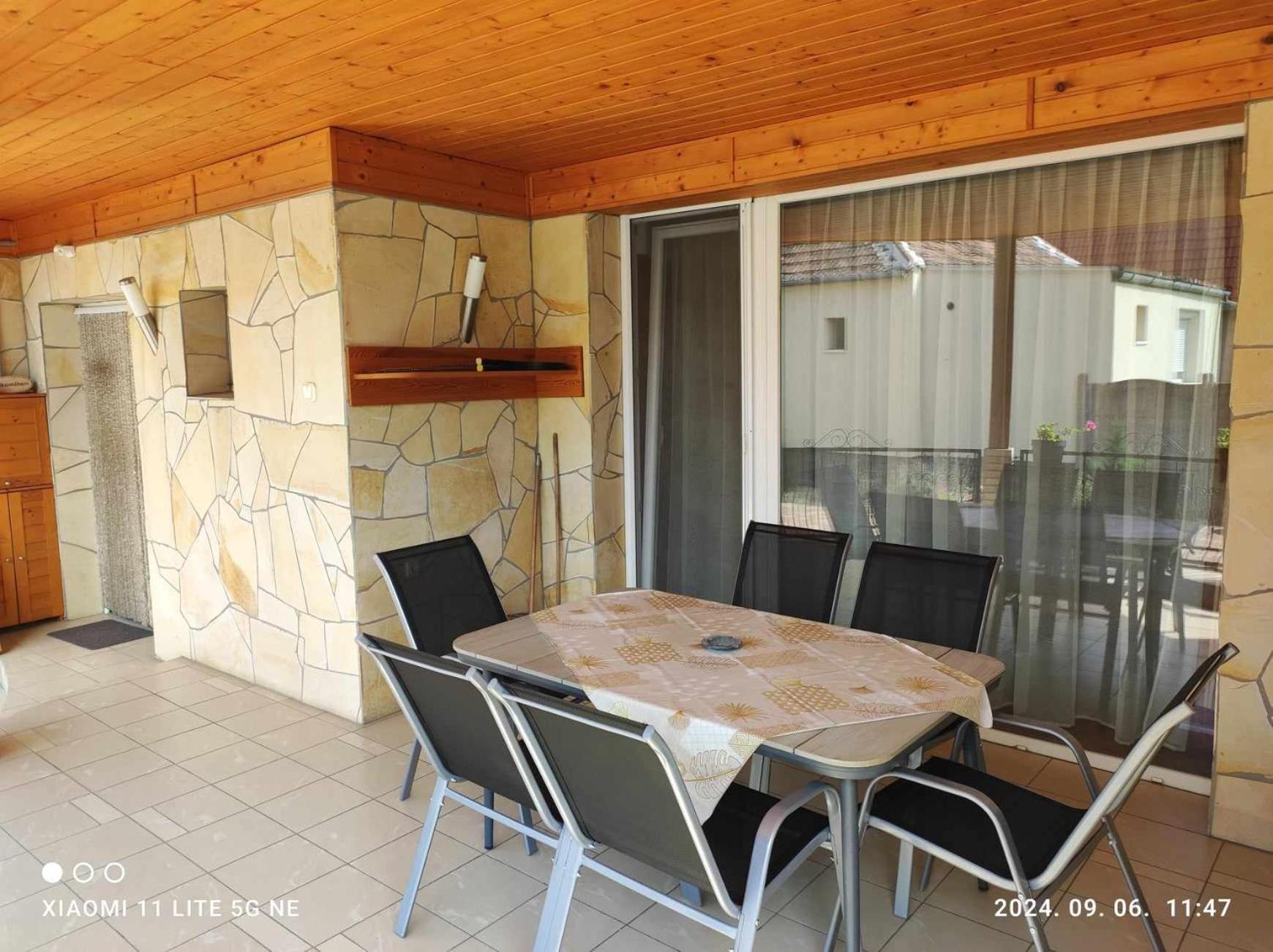 Aranyhal Apartman Sarvar Exterior photo