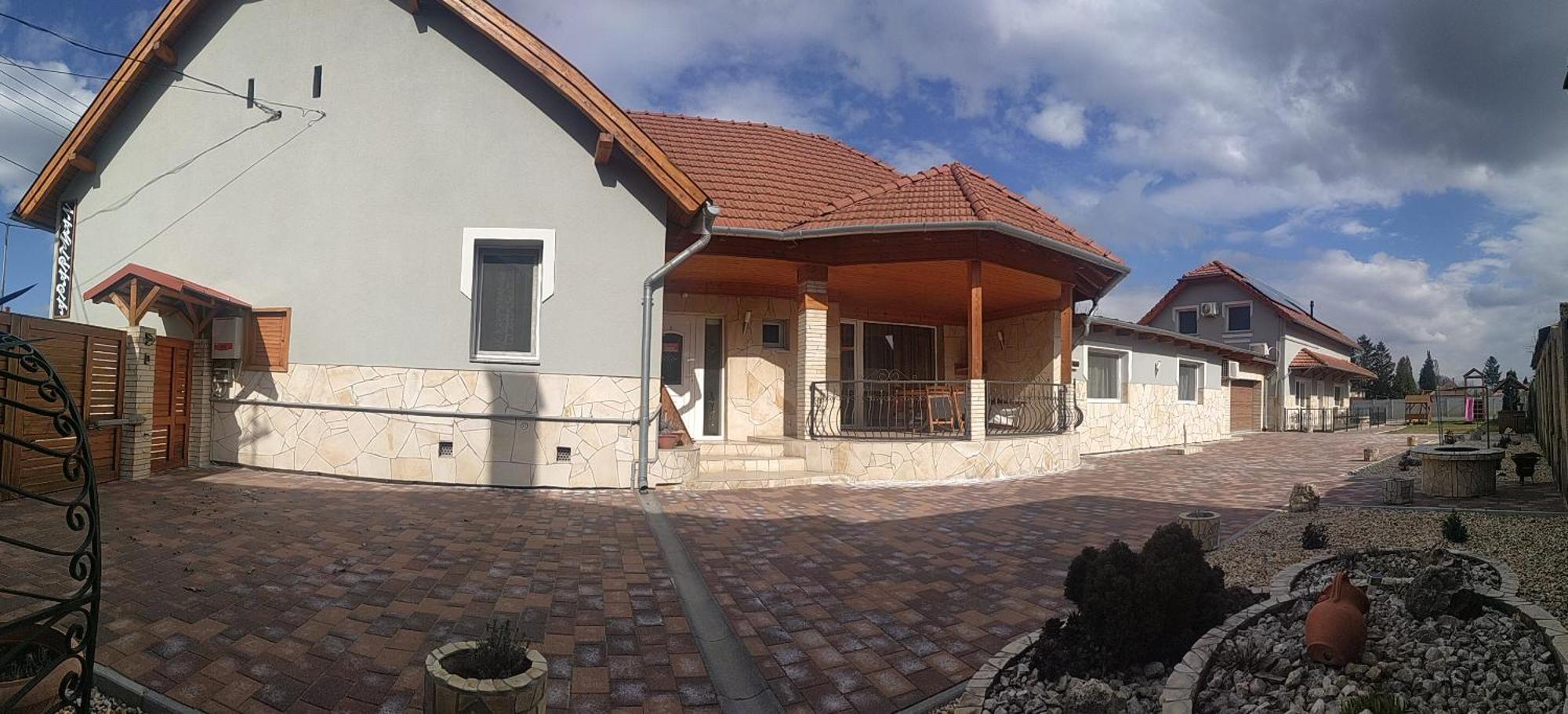 Aranyhal Apartman Sarvar Exterior photo